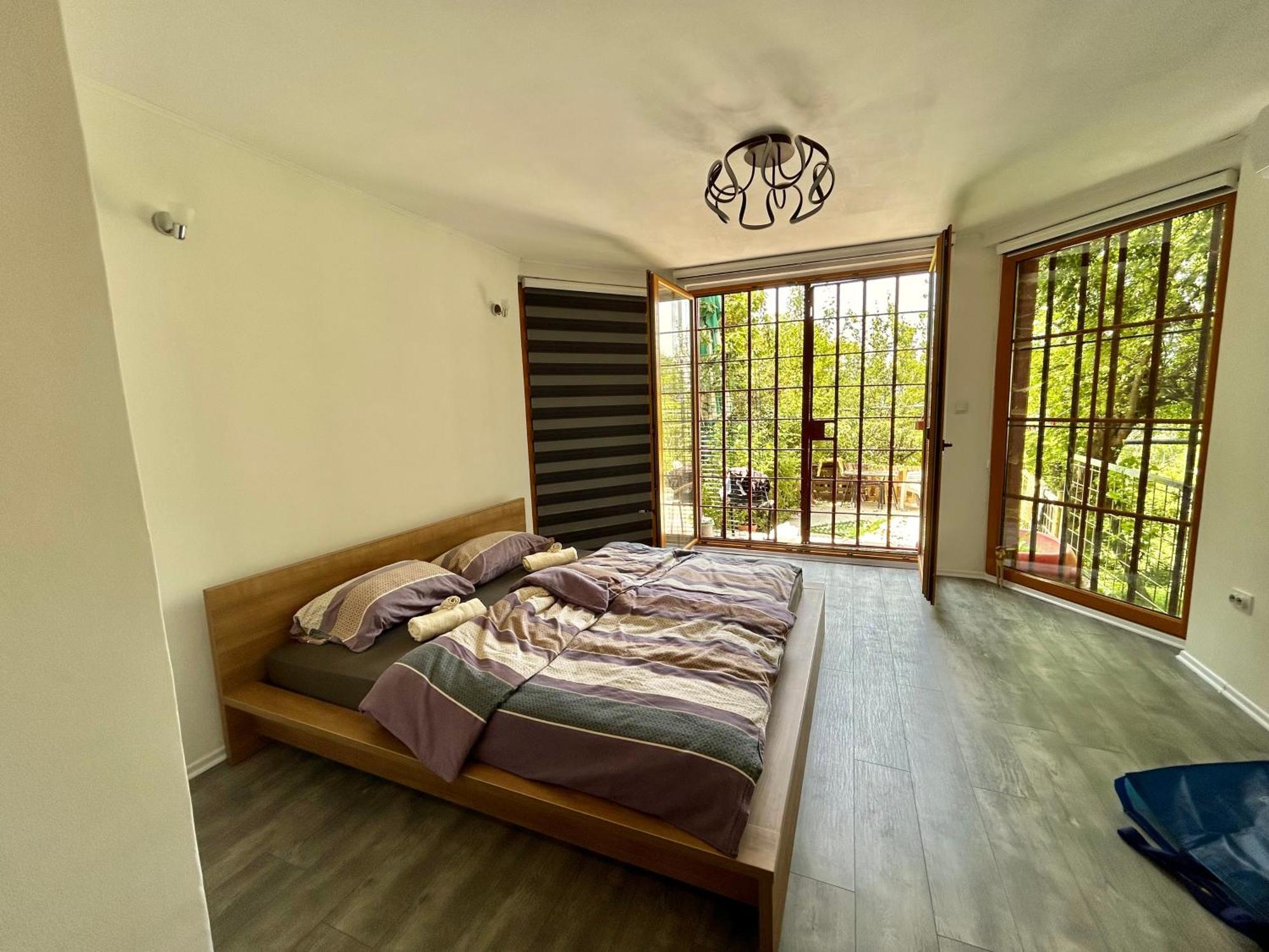 Peaceful Pleasure Apartment & Free Private Parking Сараево Экстерьер фото